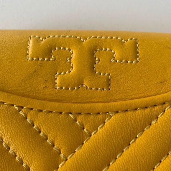 Tory Burch Alexa Mini Bifold Wallet - Picture 8 of 15